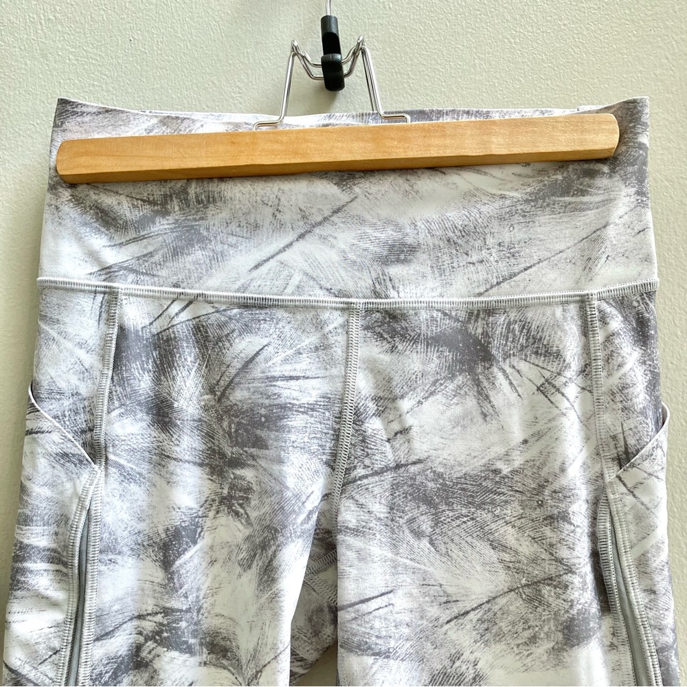 Lululemon Pace Perfect Crop Leggings Women's Size 6 Gray Activewear Pockets - Picture 4 of 15